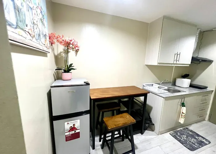 Steps From Ayala Mall Aparthotel 3*